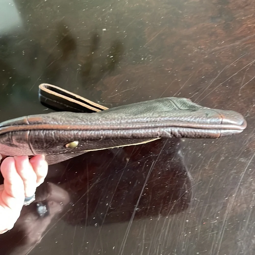 Tano brown leather wristlet